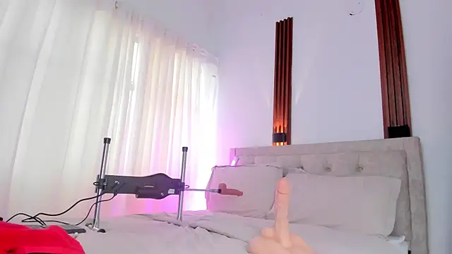 KatieBoison Adlı Modelin Canlı XXX Sohbeti