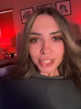 Chat XXX ao vivo de Tiny-Mimi