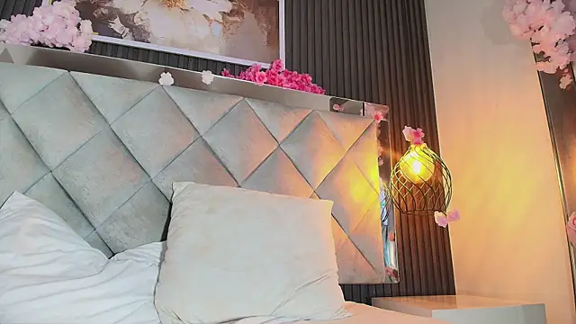 Real_virgin_Pussy 라이브 XXX 채팅