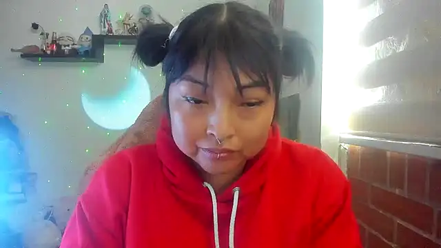 แชท XXX สดของ Shaddycute_