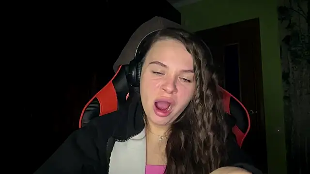 แชท XXX สดของ ThedaStrevell