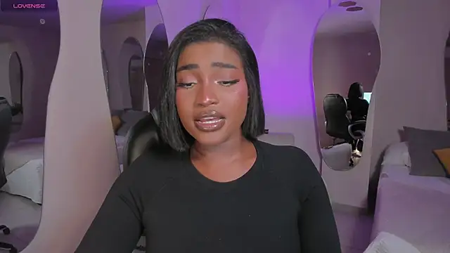 SavannahStorm 网络视讯表演