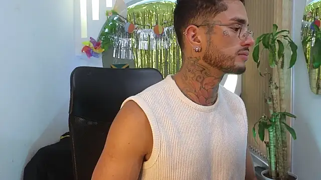 Онлайн чат XXX Alanrodgers