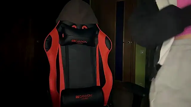 ThedaStrevell's Live XXX Chat