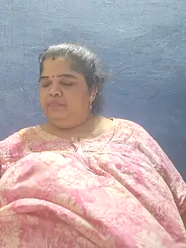 tamilthanushri: онлайн-секс-чат