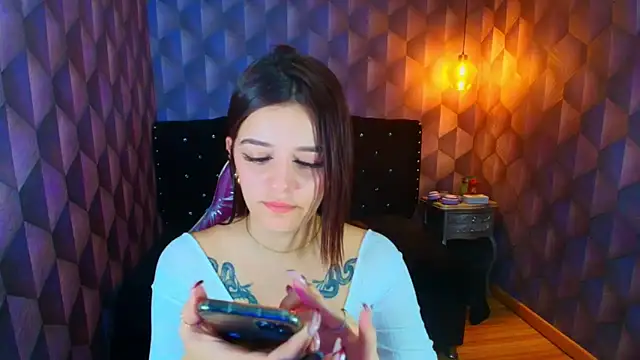 แชท XXX สดของ LiaHarryis