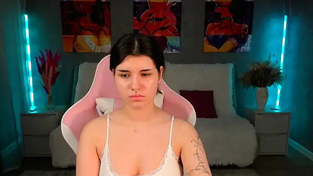 Chat +18 de AnoraDark ao vivo