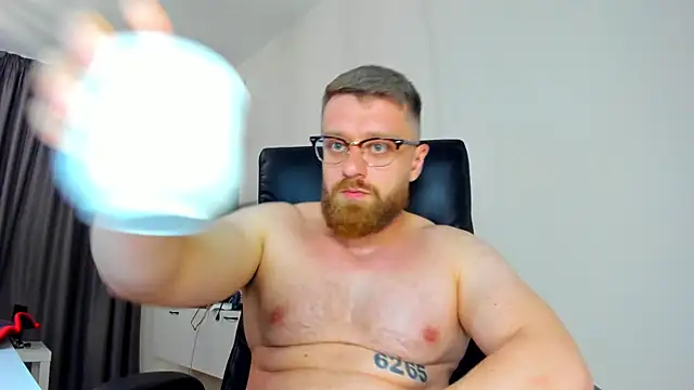 Findom_guyのライブXXXチャット