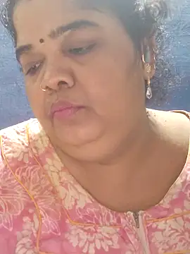 tamilthanushri Chat XXX live