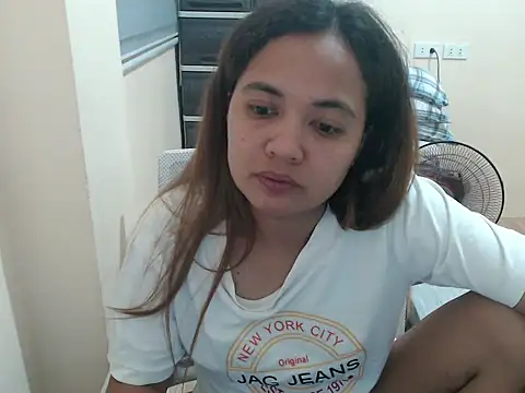 xTheLastVIRGINx's Live XXX Chat