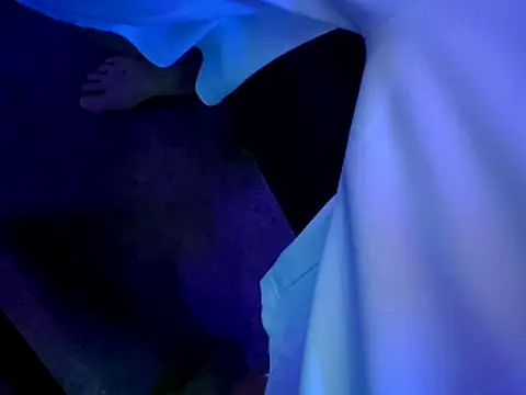 chronic_vibez Show in webcam