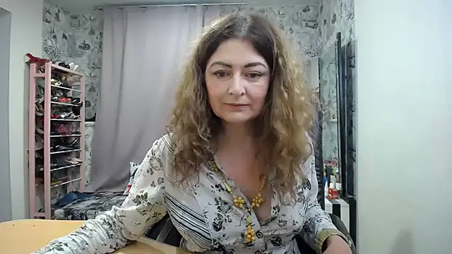 Helen1974 লাইভ XXX চ্যাট