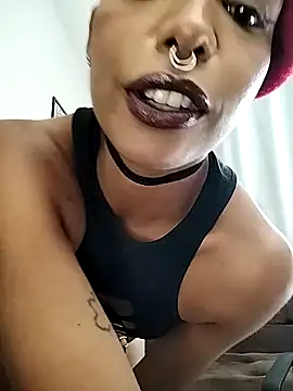 Helenoir Live XXX-Chat