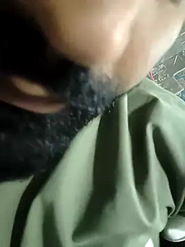 XXX chat uživo modela BeardKingo