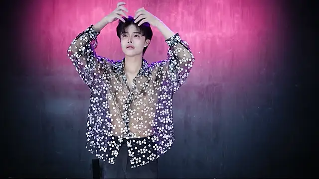 Queen-Vibe 웹캠 쇼