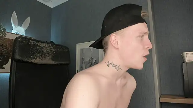 AlexxSweetのウェブカメラショー