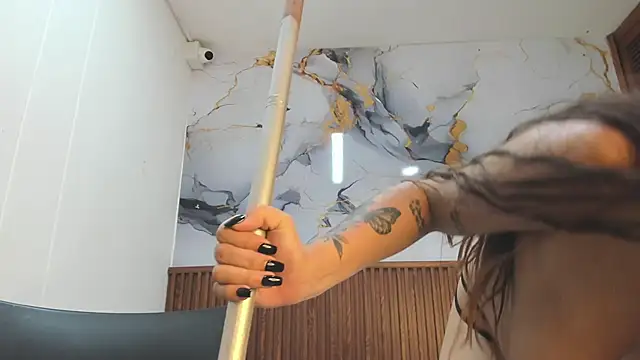 Holly_22: απευθείας συνομιλία ΧΧΧ