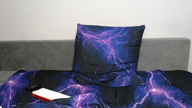 Chatroom XXX en direct de Student_Oliver