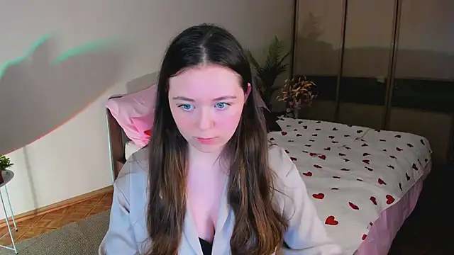 AlluringLookk's Webcam Show