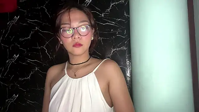 urhottie_lottie 网络视讯表演