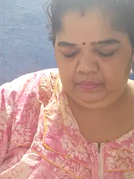 tamilthanushri's Live XXX Chat