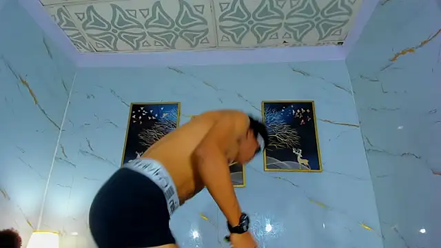 Spicy_guysのウェブカメラショー