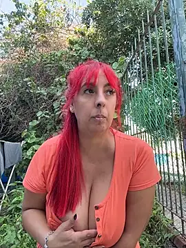 Chat XXX ao vivo de Sofyalone_