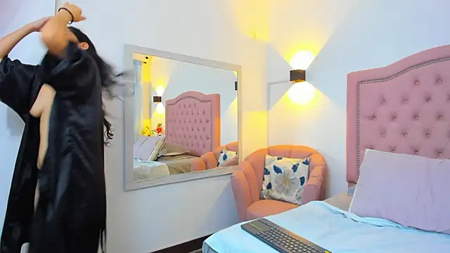 Paulynavera 라이브 XXX 채팅