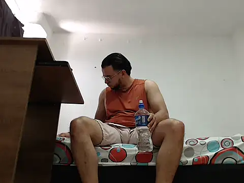 Masterboy00 Webcamshow