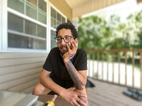 ThrowedWorldWide's Live XXX Chat