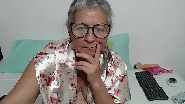 candy_mature_ Live XXX-chat