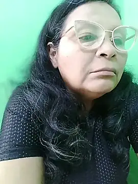 Pokazy przed kamerką – Amarantha25