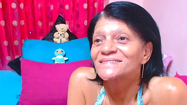 SLUTTYROXY Chat XXX in diretta