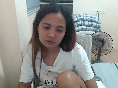 Chat XXX en directo de xTheLastVIRGINx