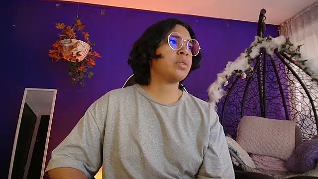 Emmapark_ – Naživo XXX chat