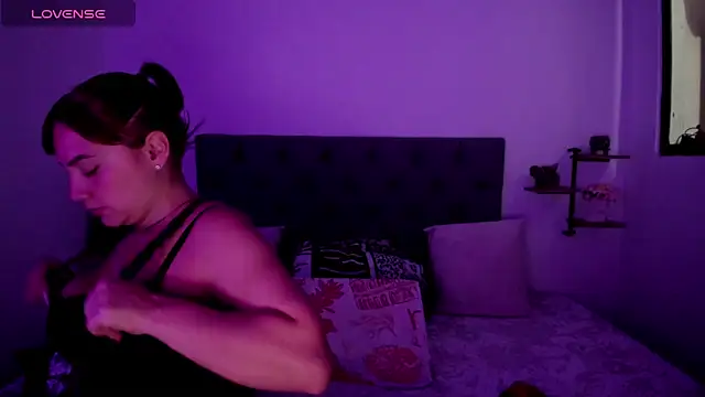 Chat +18 de Saraarouusee ao vivo