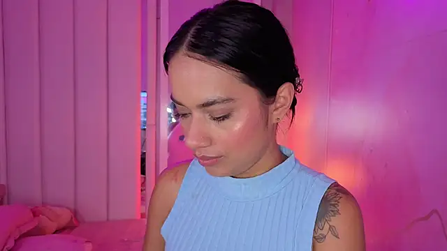 Chat +18 de carol_69 ao vivo