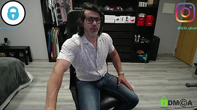 Chatroom XXX en direct de latinoo23bom