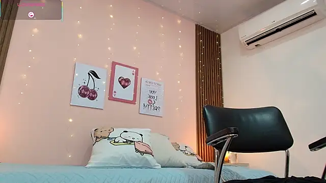 XXX chat uživo modela alina_martinelli