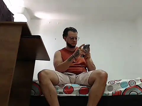 Masterboy00 Webcam show