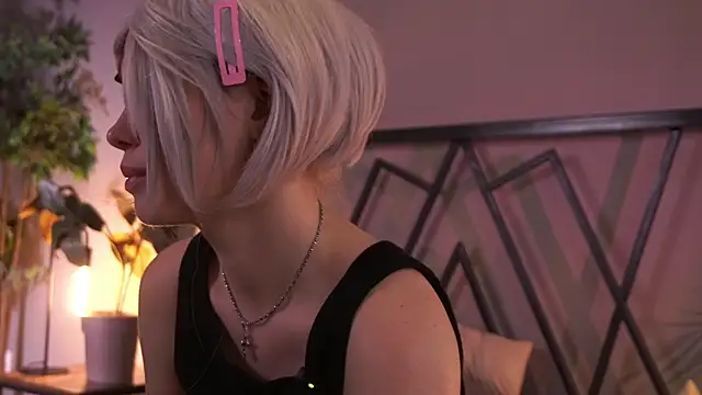 XXX chat uživo modela TataCoy