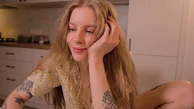 NikaCherie's Live XXX Chat