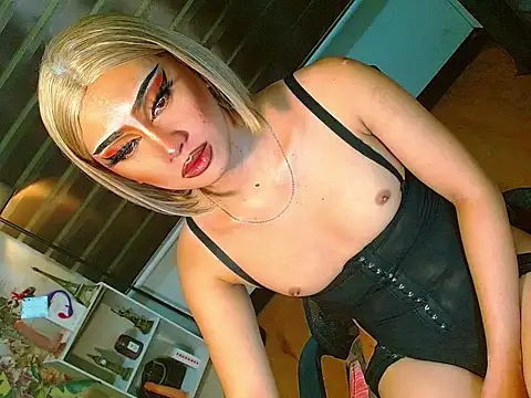 Show de HOLLYWOOD_QUEEN_88 na webcam