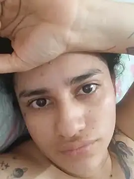 girl_tits' Live XXX Chat