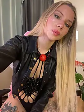 MistressMommyKate's Live XXX Chat