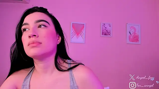 angeel_fox élő XXX-chatje