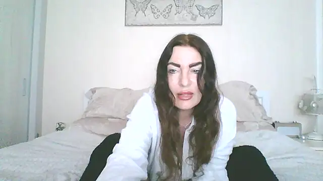 EllaKent élő XXX-chatje