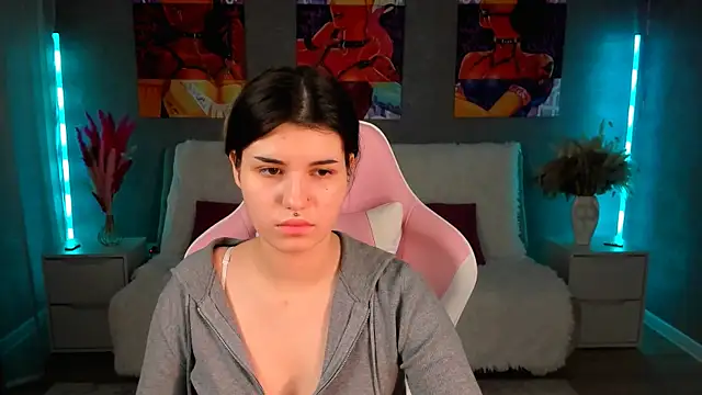 AnoraDarkのライブXXXチャット