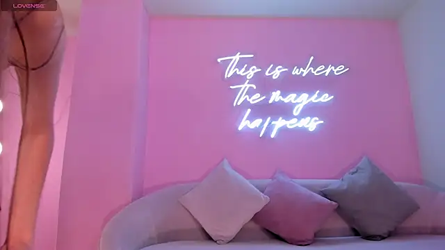 TiffannySins élő XXX-chatje