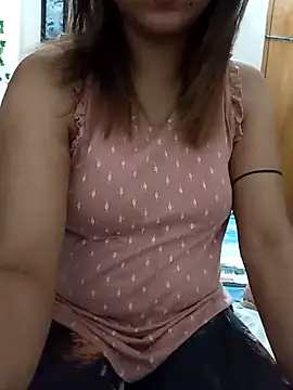 Tanha18 élő XXX-chatje